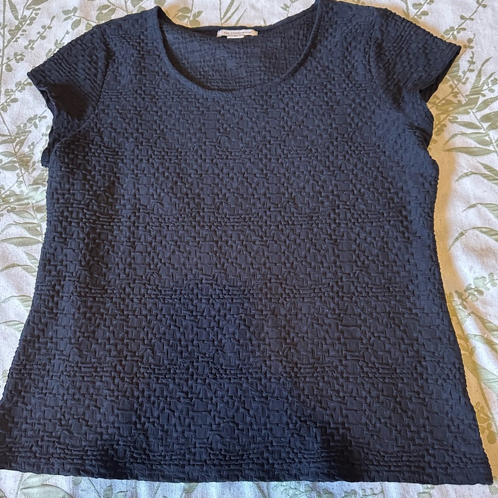 Elegant Black Textured Women's Top Liz Claiborne. XL